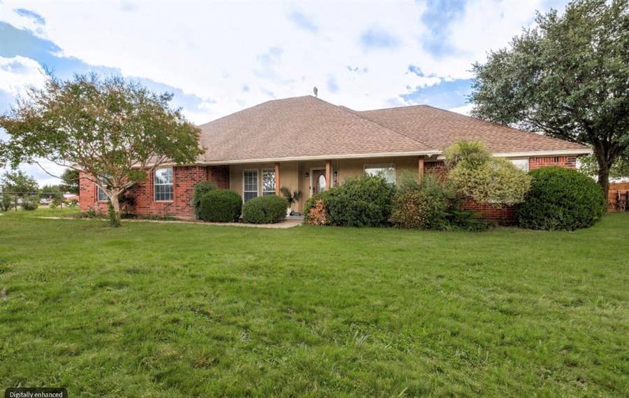 Property photo for 2830 Skinner Road, Midlothian, TX