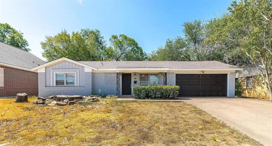 Property photo for 2420 Hancock Street, Irving, TX