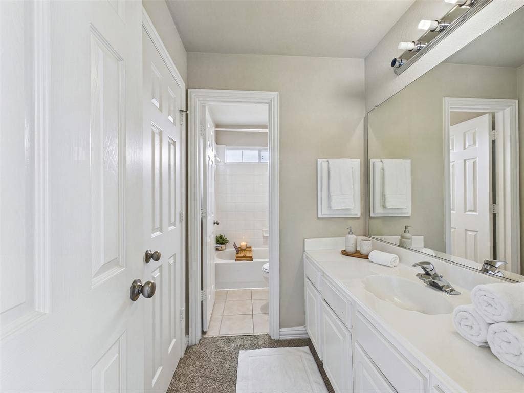 9854 Deerfield Drive, Frisco, TX 75033 9854 Deerfield Drive, Frisco, TX 75033