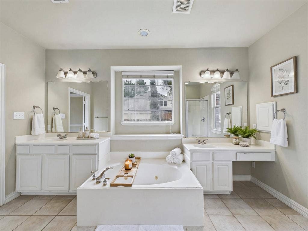 9854 Deerfield Drive, Frisco, TX 75033 9854 Deerfield Drive, Frisco, TX 75033