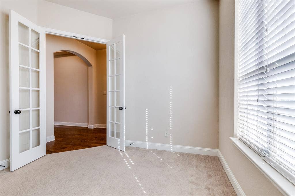229 Dakota Drive, Waxahachie, TX 75167 229 Dakota Drive, Waxahachie, TX 75167