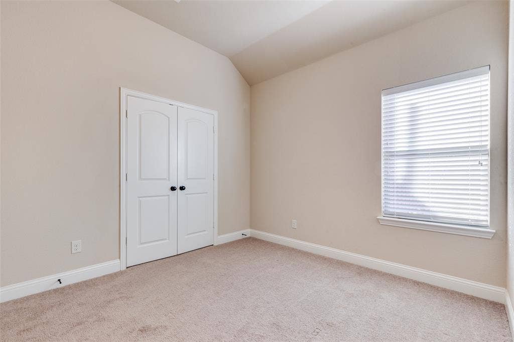 229 Dakota Drive, Waxahachie, TX 75167 229 Dakota Drive, Waxahachie, TX 75167