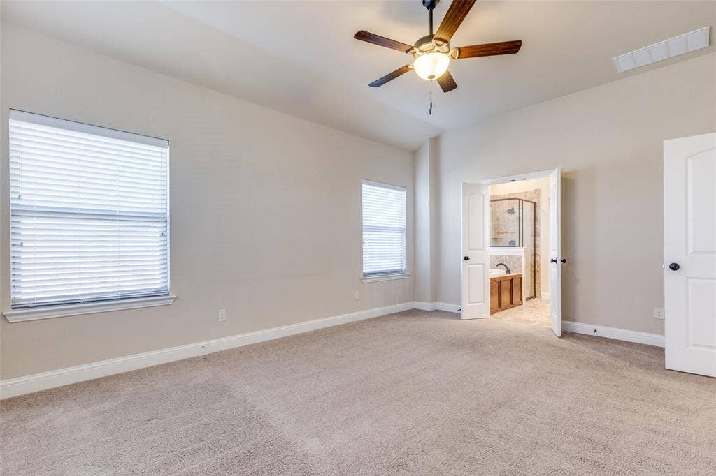 229 Dakota Drive, Waxahachie, TX 75167 229 Dakota Drive, Waxahachie, TX 75167