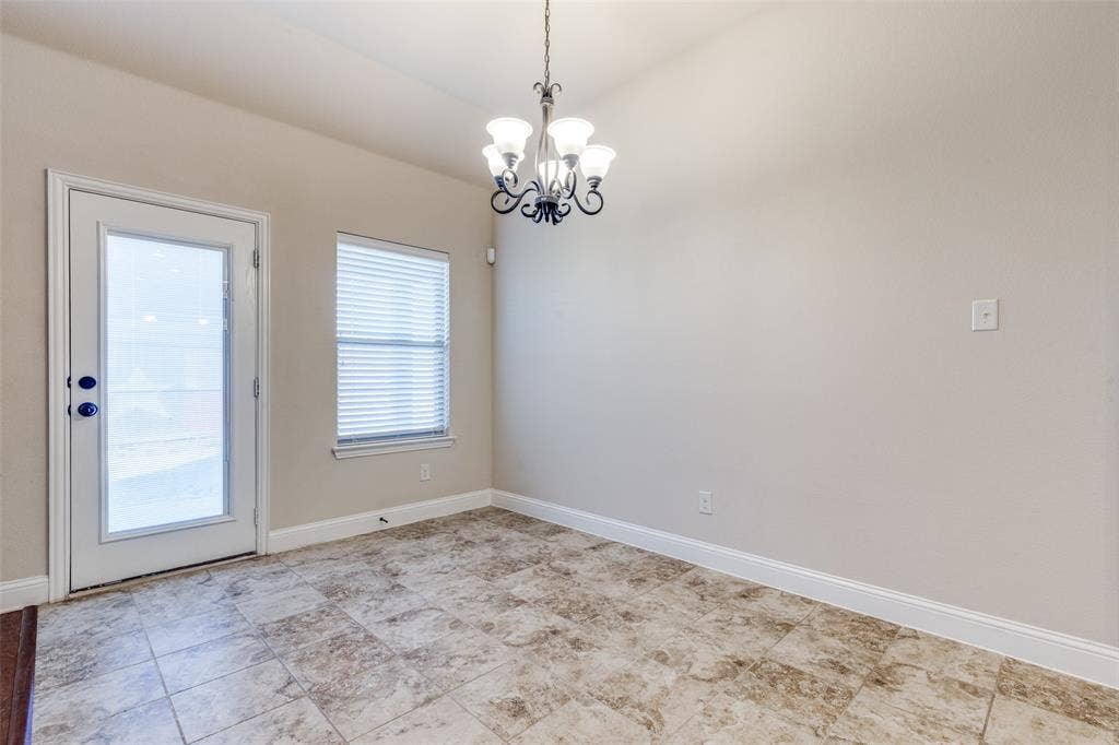 229 Dakota Drive, Waxahachie, TX 75167 229 Dakota Drive, Waxahachie, TX 75167