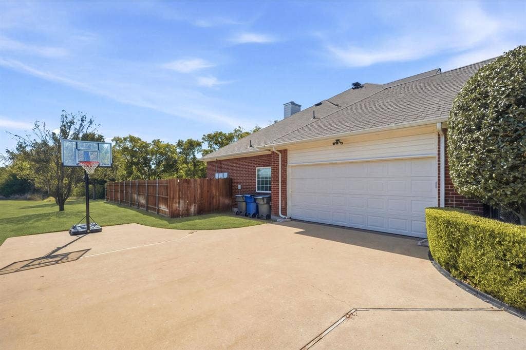 1915 Thornberry Drive, Melissa, TX 75454
