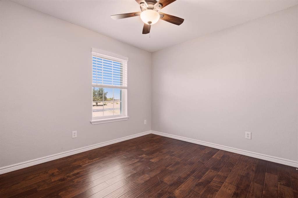 1915 Thornberry Drive, Melissa, TX 75454