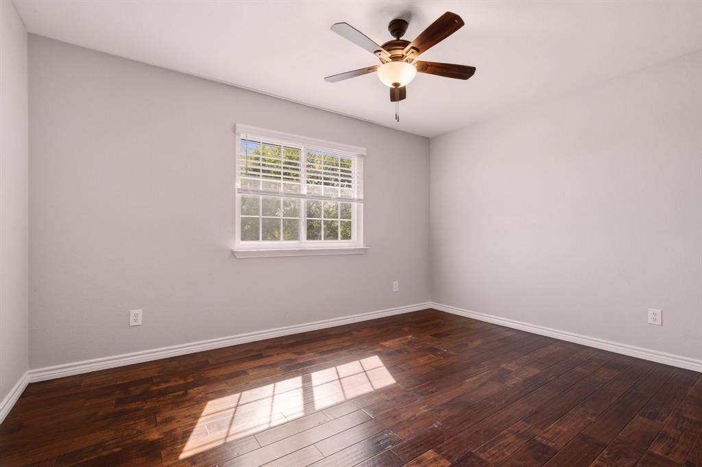 1915 Thornberry Drive, Melissa, TX 75454