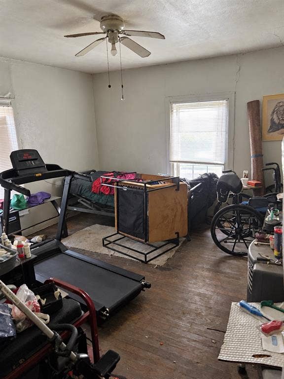 7213 Cowart Street, Houston, TX 77020 7213 Cowart Street, Houston, TX 77020