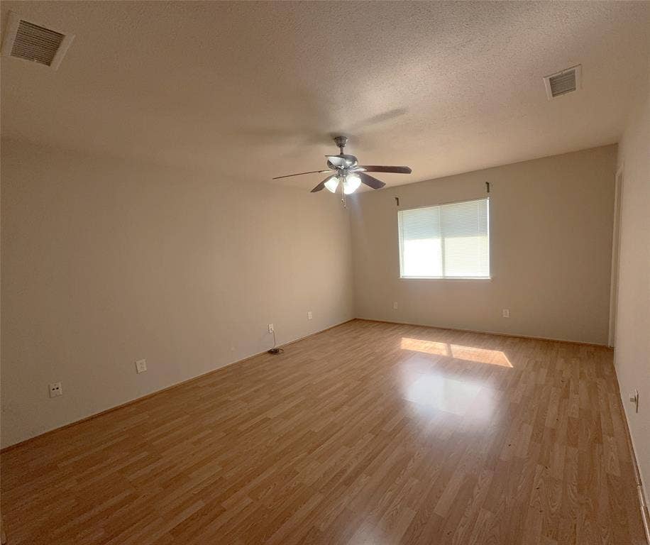 630 Valley View Drive, Allen, TX 75002 630 Valley View Drive, Allen, TX 75002