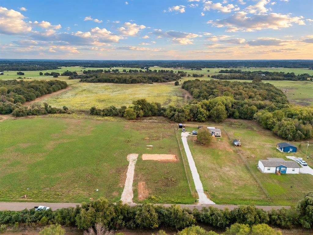 TBD MARY WARE, Waco, TX 76705 Expansive green landscape with scattered trees