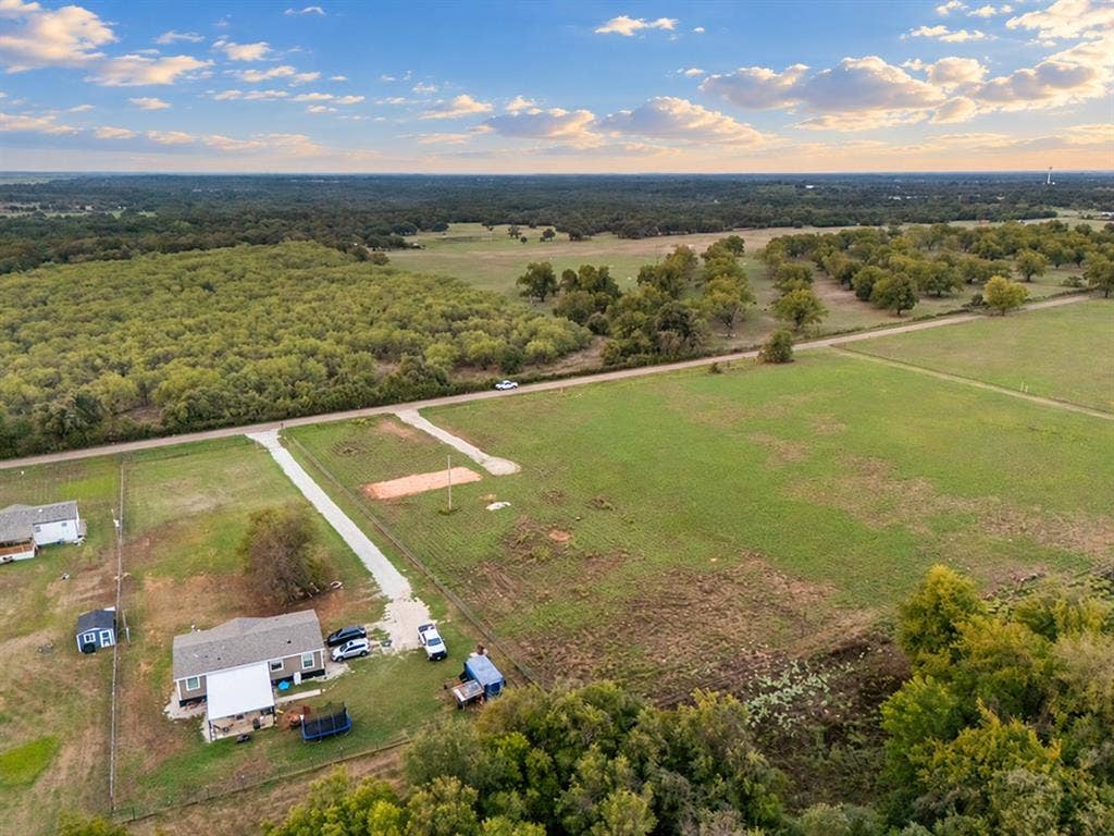 TBD MARY WARE, Waco, TX 76705 Property featuring expansive green fields, mature trees, and a private road access