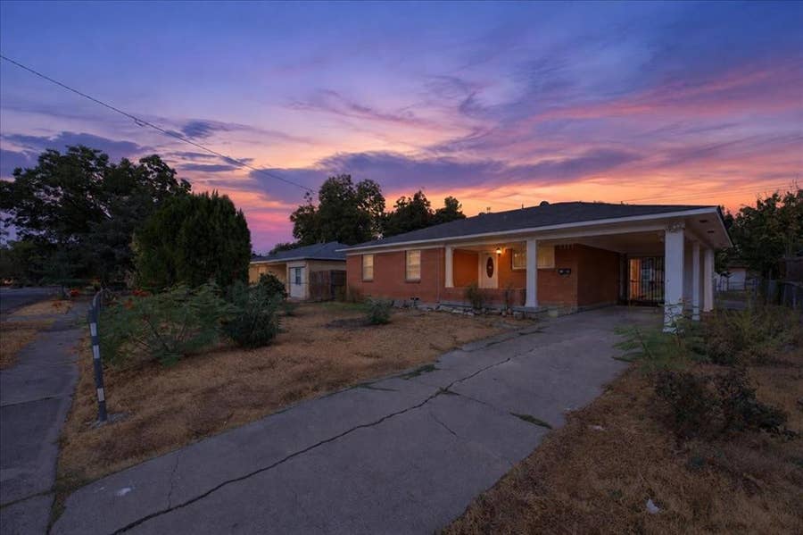 Property photo for 1919 Yucca Drive, Dallas, TX