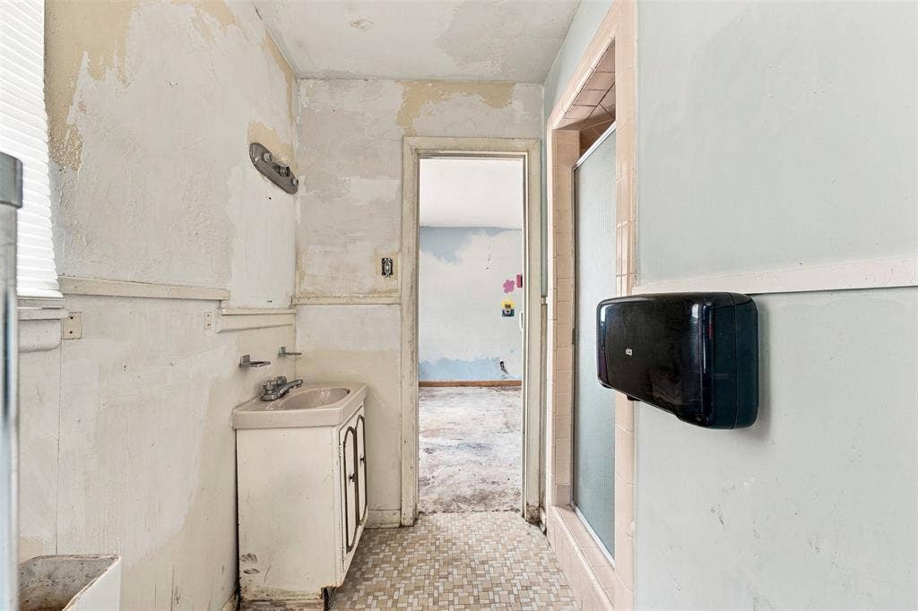 1407 Berkshire Street, Waco, TX 76705 1407 Berkshire Street, Waco, TX 76705