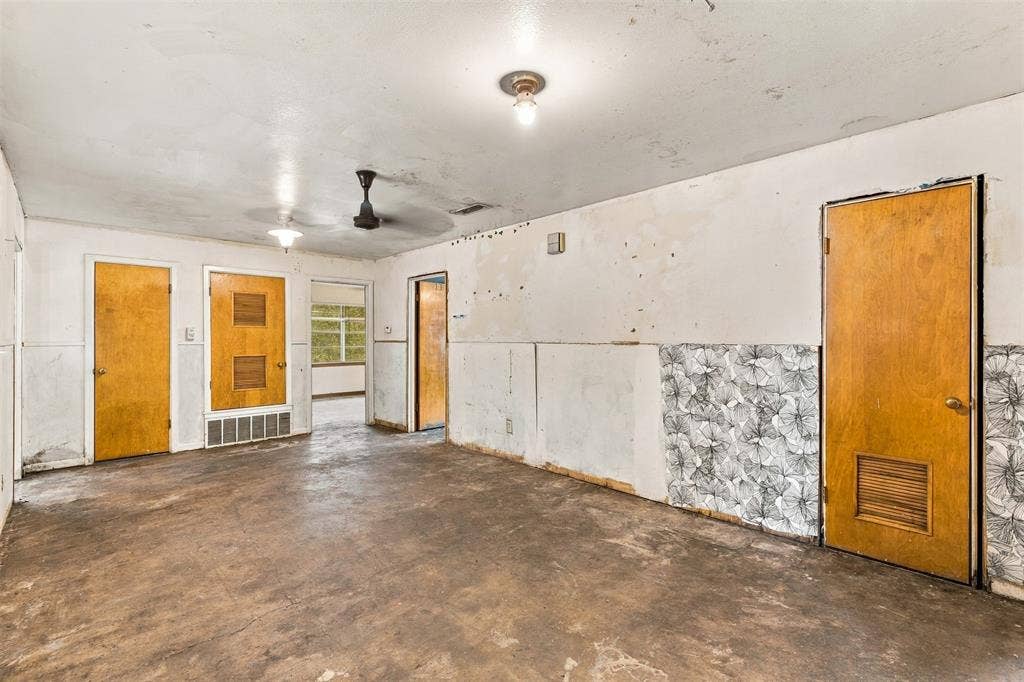 1407 Berkshire Street, Waco, TX 76705 1407 Berkshire Street, Waco, TX 76705