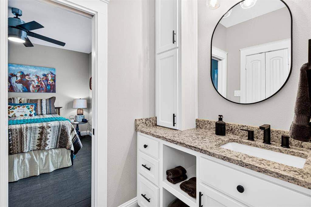 695 Harris Lane, Whitewright, TX 75491