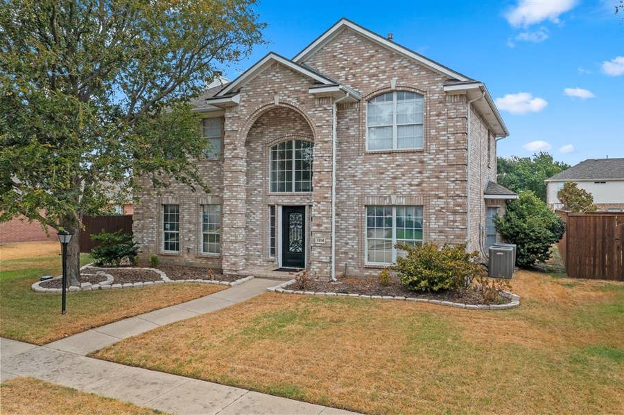Property photo for 1314 Kenshire Court, Allen, TX