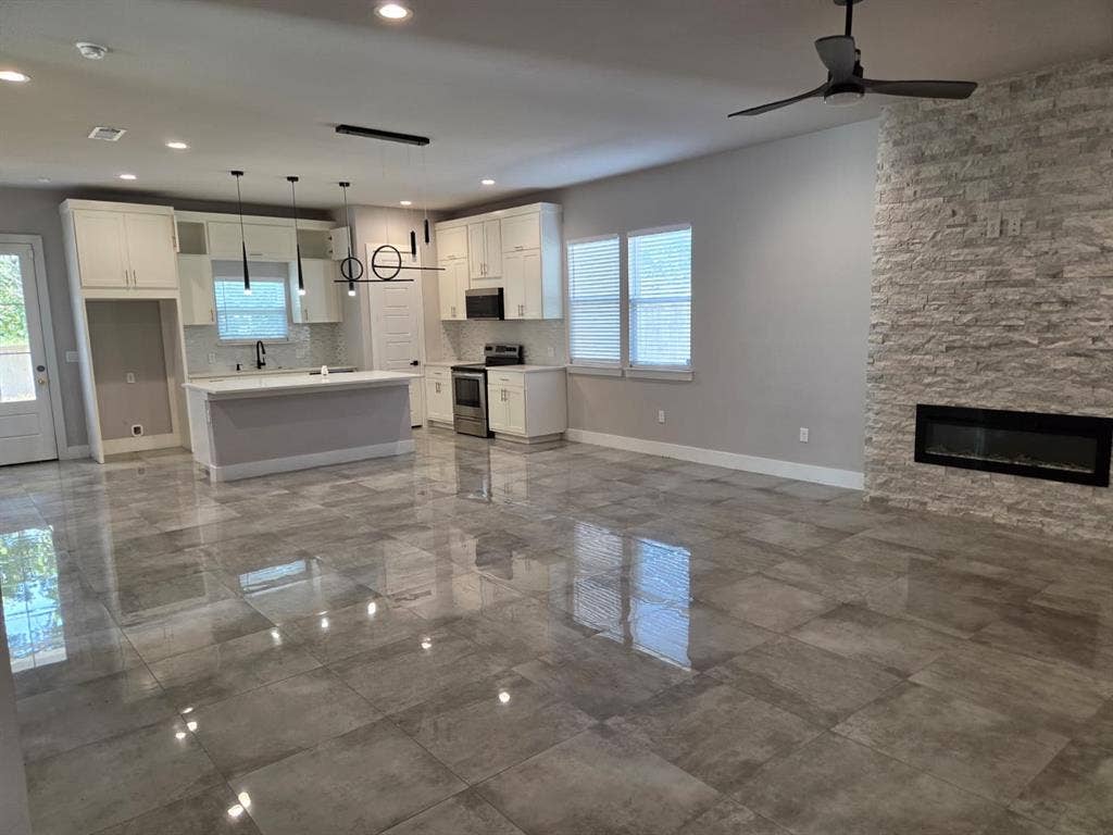 2604 Flora Lane, Denison, TX 75020