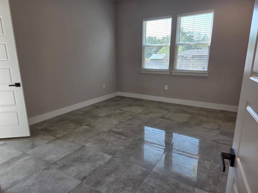 2604 Flora Lane, Denison, TX 75020