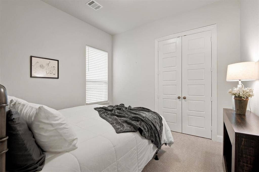 4218 Loophook Lane, Midlothian, TX 76065 4218 Loophook Lane, Midlothian, TX 76065