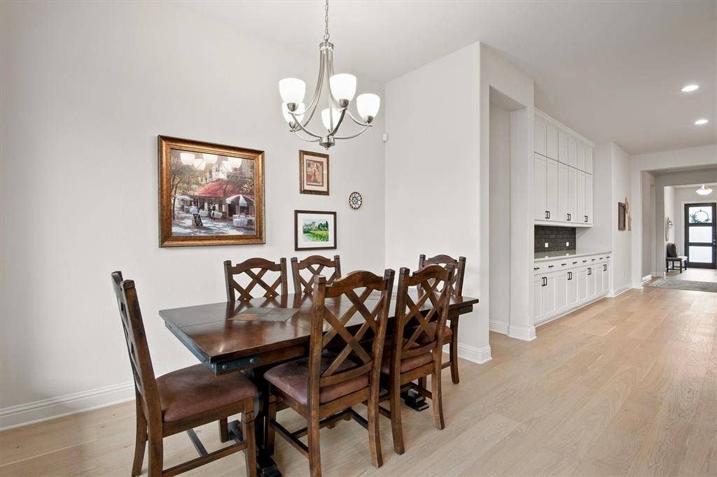 4218 Loophook Lane, Midlothian, TX 76065 4218 Loophook Lane, Midlothian, TX 76065