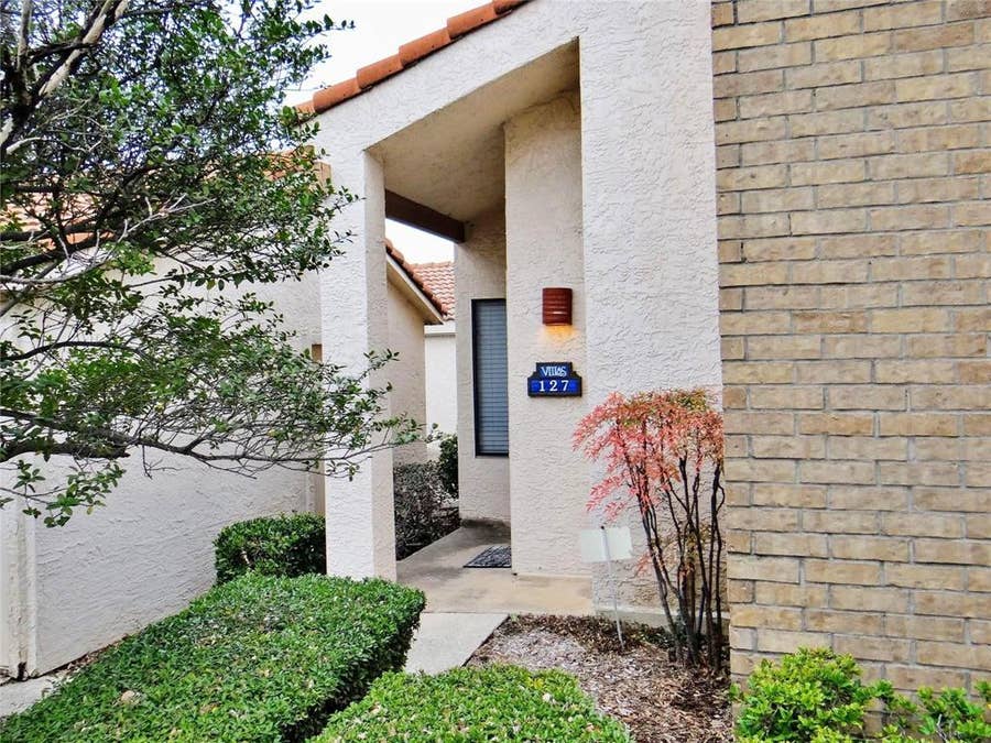 Property photo for 517 Ranch Trail, #127, Irving, TX