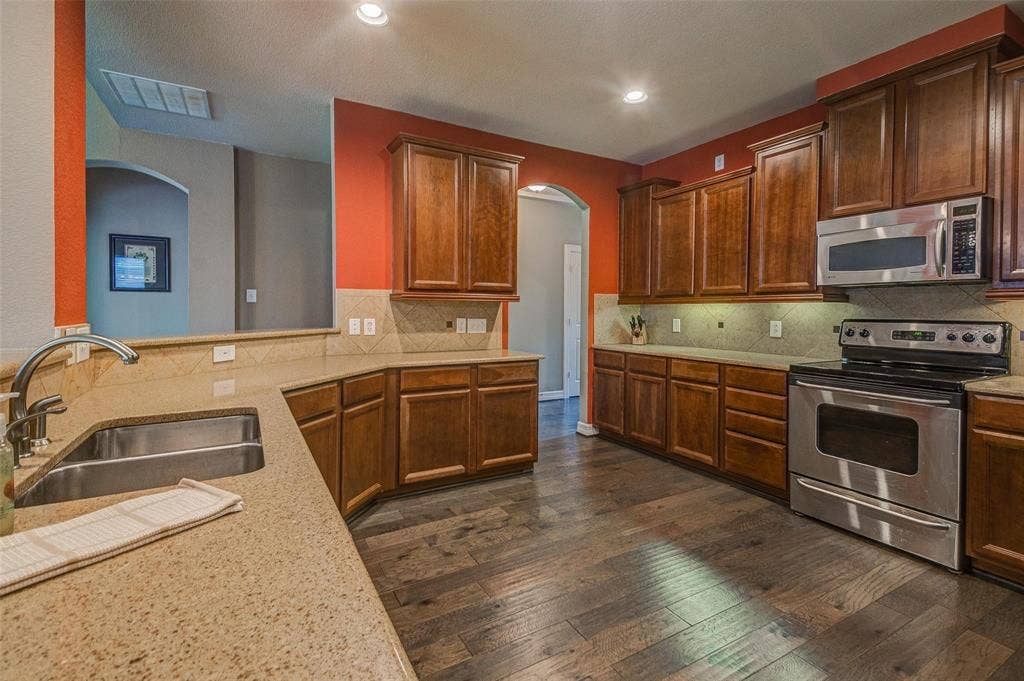 3505 Copper Ridge Drive, McKinney, TX 75070 3505 Copper Ridge Drive, McKinney, TX 75070
