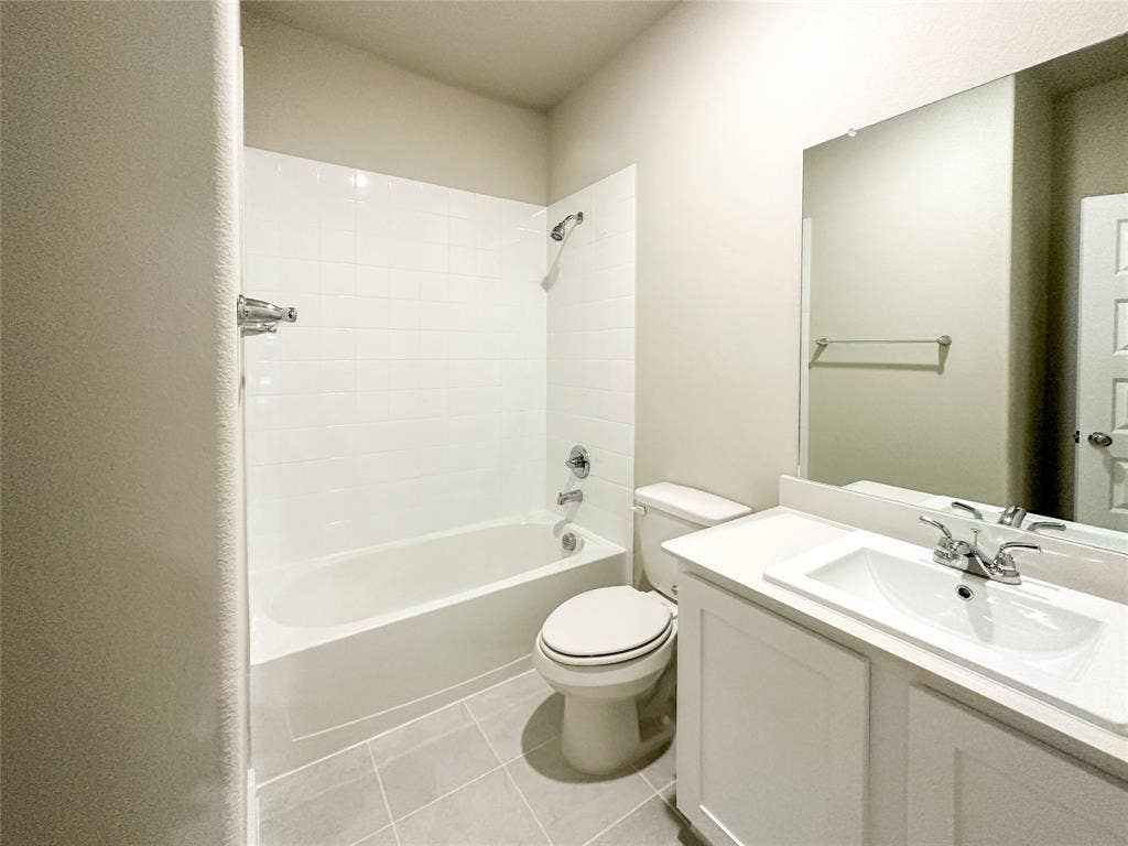 4917 Westhill Drive, McKinney, TX 75071 4917 Westhill Drive, McKinney, TX 75071