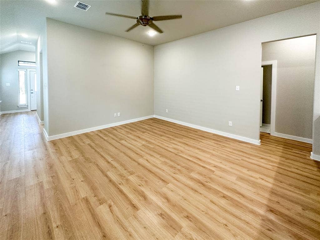 4917 Westhill Drive, McKinney, TX 75071 4917 Westhill Drive, McKinney, TX 75071