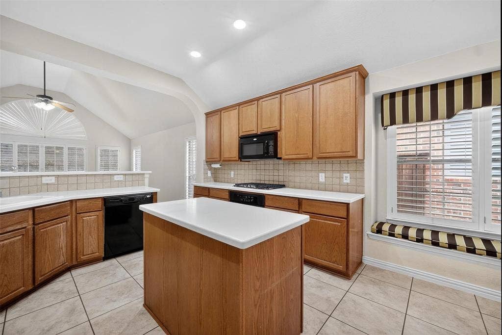 2408 Barranca Way, McKinney, TX 75069 2408 Barranca Way, McKinney, TX 75069