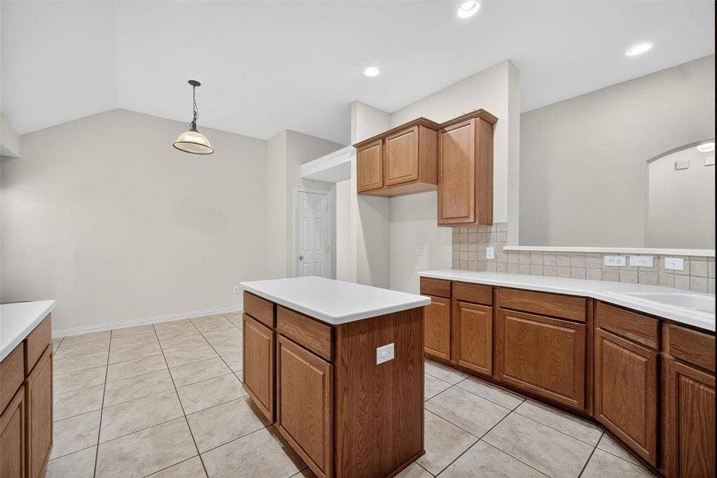 2408 Barranca Way, McKinney, TX 75069 2408 Barranca Way, McKinney, TX 75069
