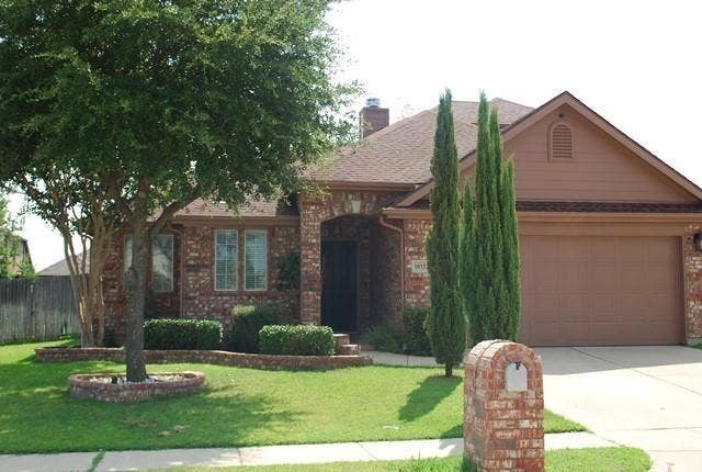 Property photo for 10332 Bear Creek Trail, Fort Worth, TX