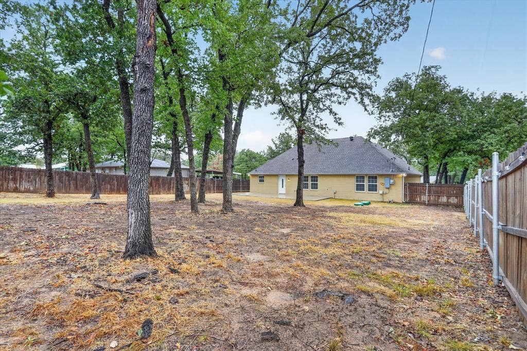 1612 Tanglewood Drive, Azle, TX 76020 1612 Tanglewood Drive, Azle, TX 76020