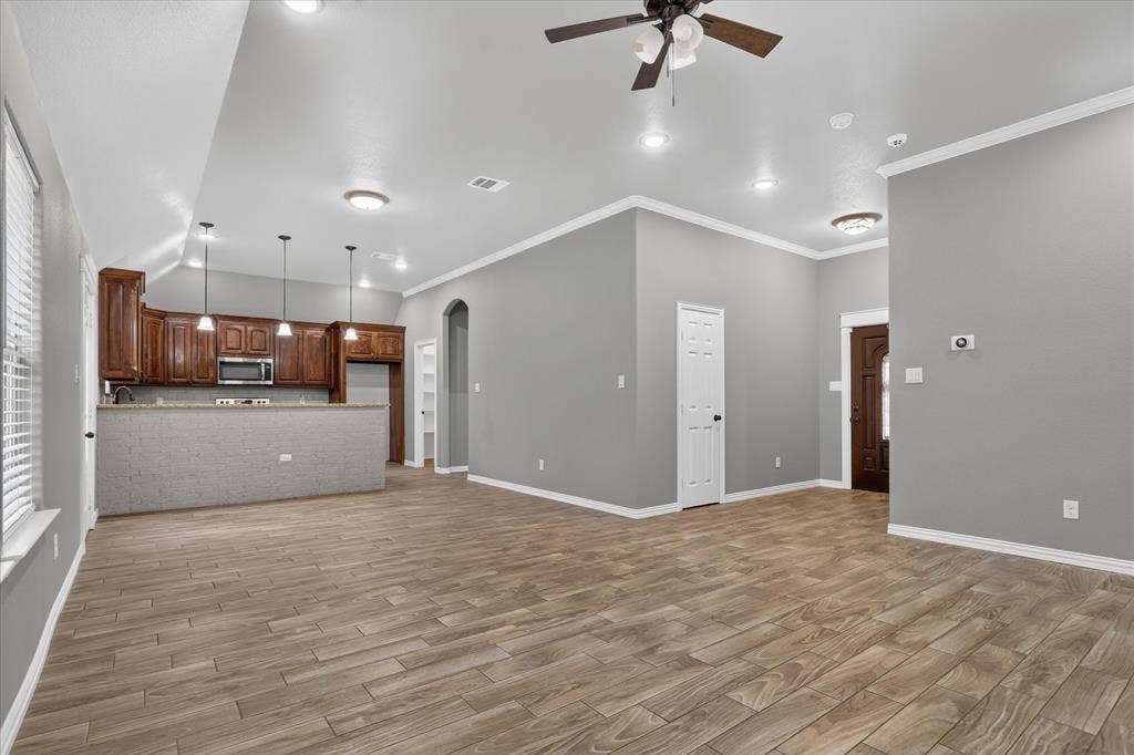 1612 Tanglewood Drive, Azle, TX 76020 1612 Tanglewood Drive, Azle, TX 76020