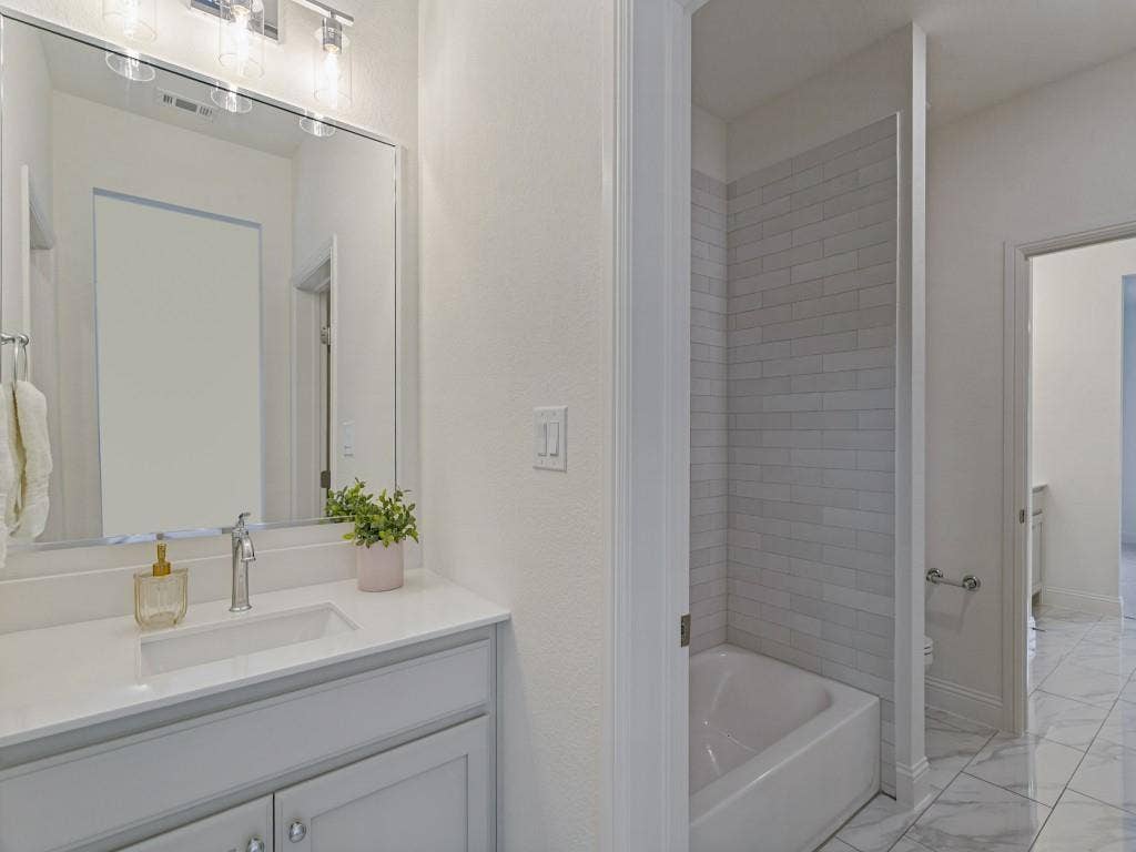 916 Triple Crown Court, Willow Park, TX 76087