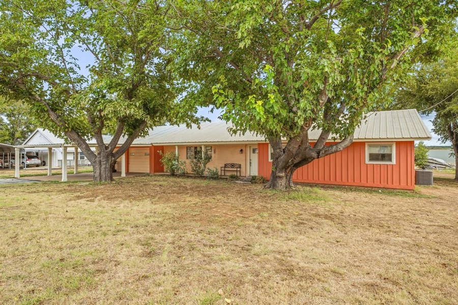Property photo for 1276 FM 3003, Graham, TX