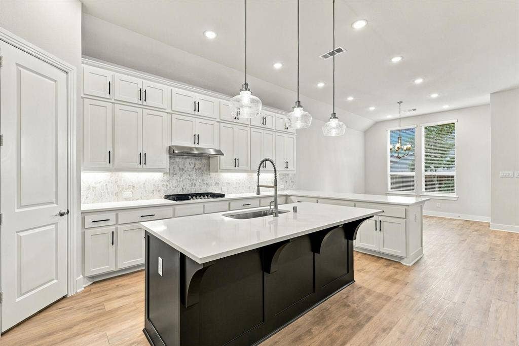 4230 Crown Run Road, Midlothian, TX 76065 Texas Sized Island and tons of cabinet space