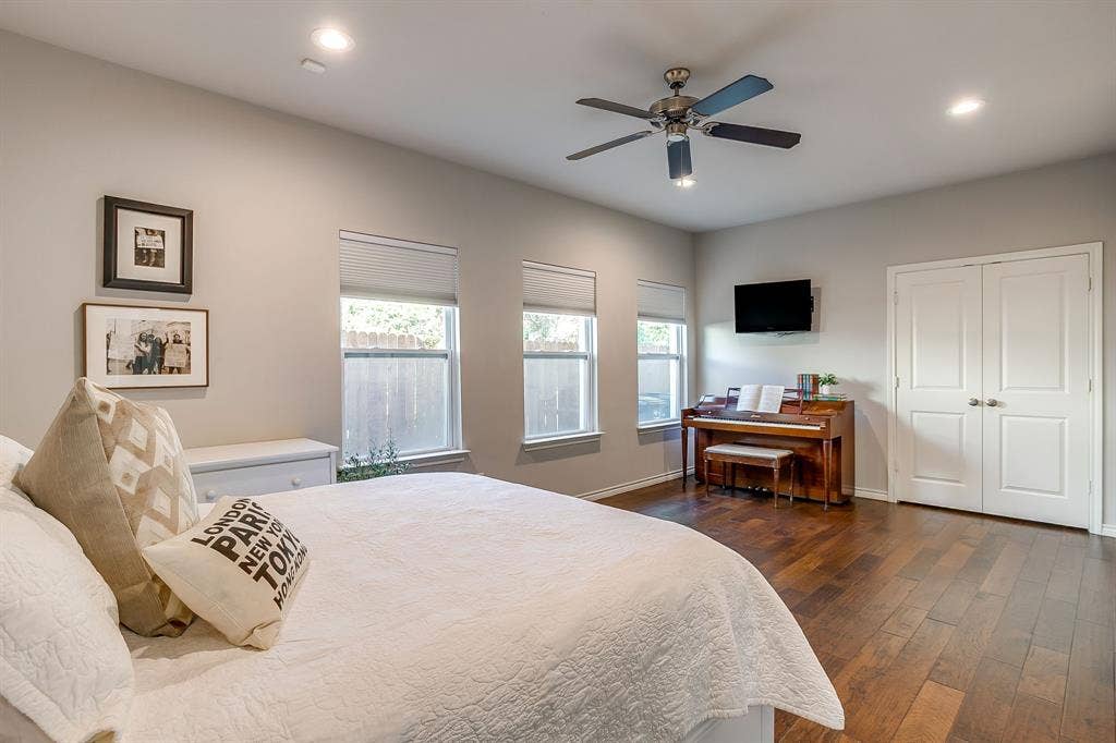 2417 Ryan Avenue, Fort Worth, TX 76110