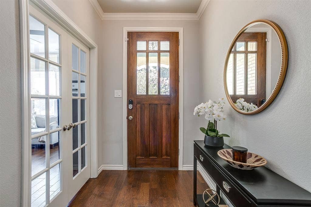 2417 Ryan Avenue, Fort Worth, TX 76110
