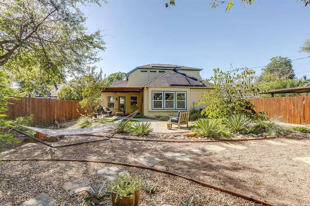 2417 Ryan Avenue, Fort Worth, TX 76110