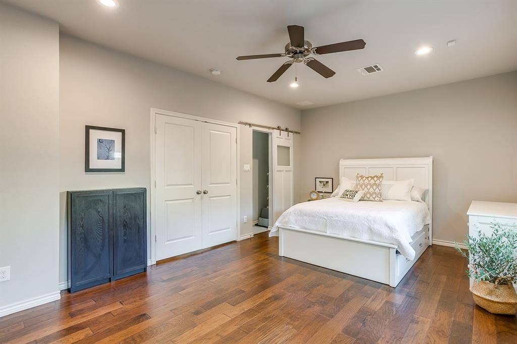 2417 Ryan Avenue, Fort Worth, TX 76110