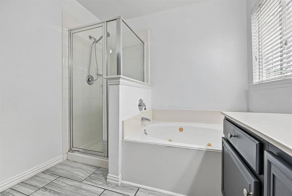 936 Cypress Creek Drive, Plano, TX 75025 936 Cypress Creek Drive, Plano, TX 75025