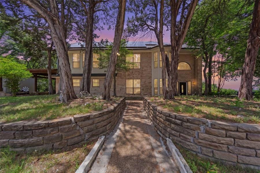 Property photo for 2032 Juniper Ridge Road, Cedar Hill, TX