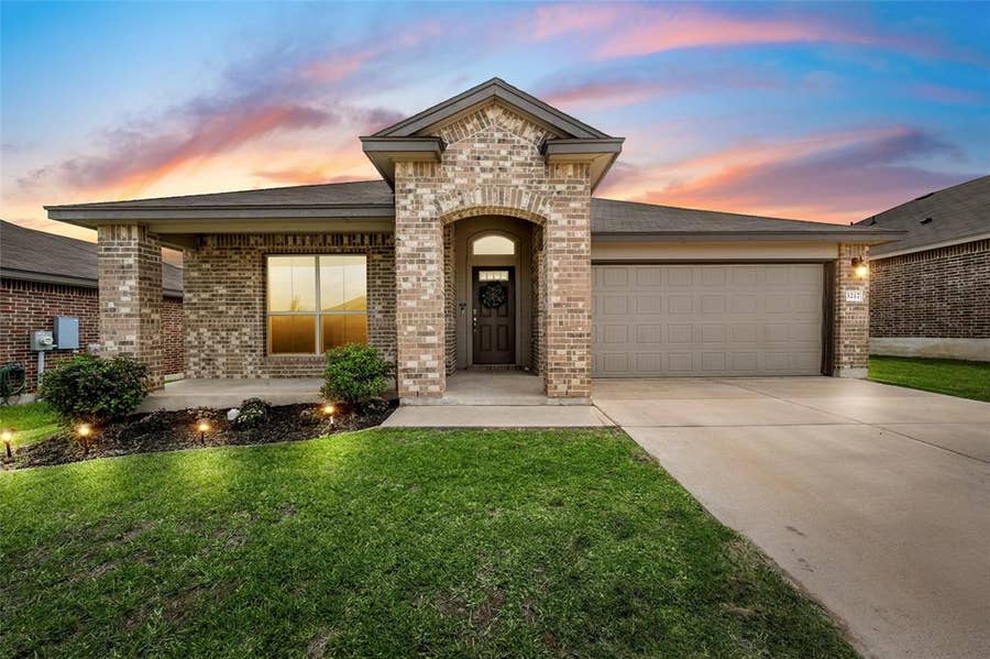 Property photo for 3217 Beutel Road, Lorena, TX