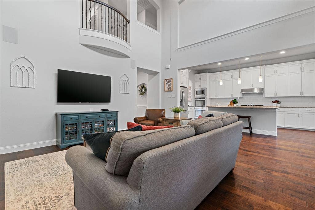 10920 Autumn Leaf Court, Flower Mound, TX 76226