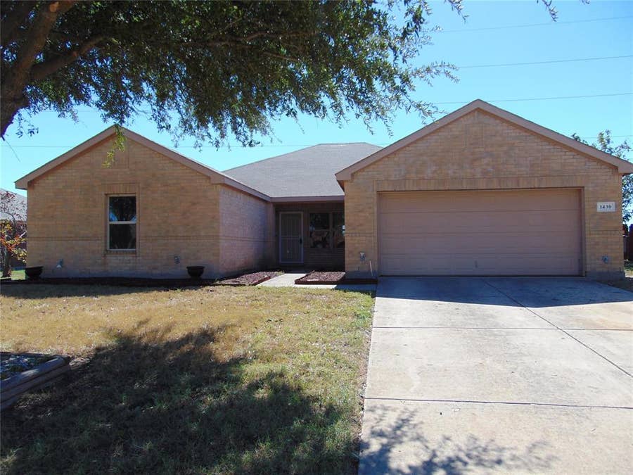 Property photo for 1430 Waldrop Drive, Lancaster, TX