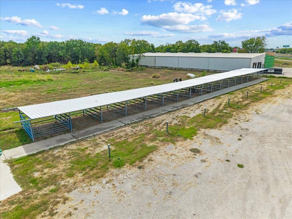 301 Interstate Highway 30, Greenville, TX 75402 301 Interstate Highway 30, Greenville, TX 75402