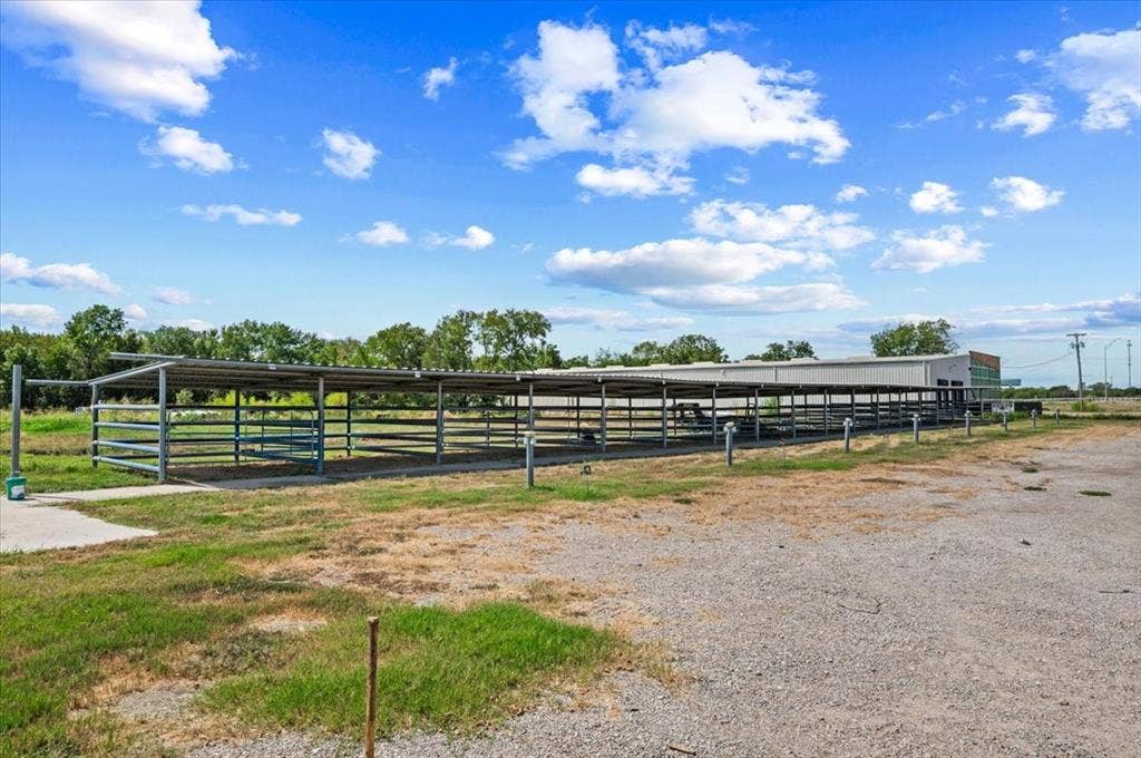 301 Interstate Highway 30, Greenville, TX 75402 301 Interstate Highway 30, Greenville, TX 75402