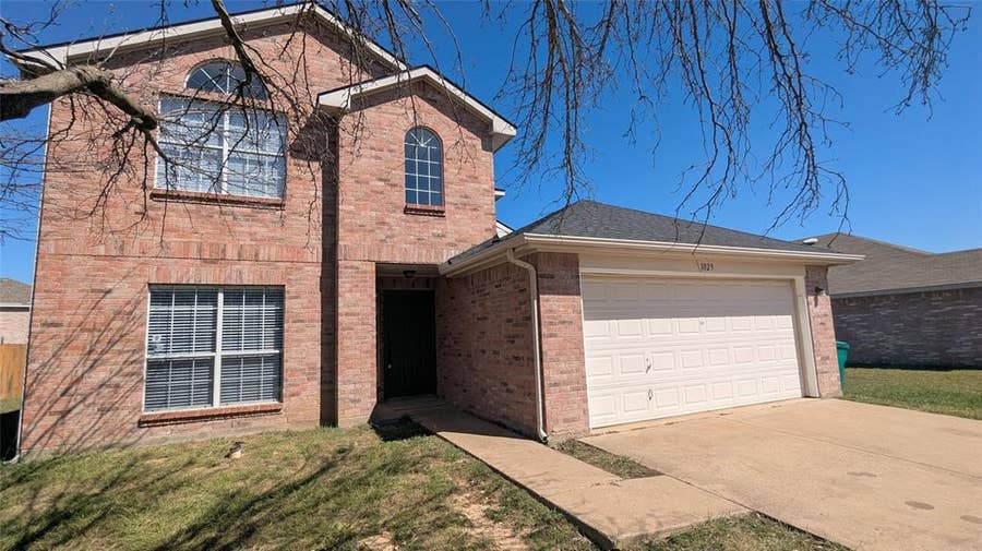 Property photo for 1029 Magnolia Lane, Cedar Hill, TX