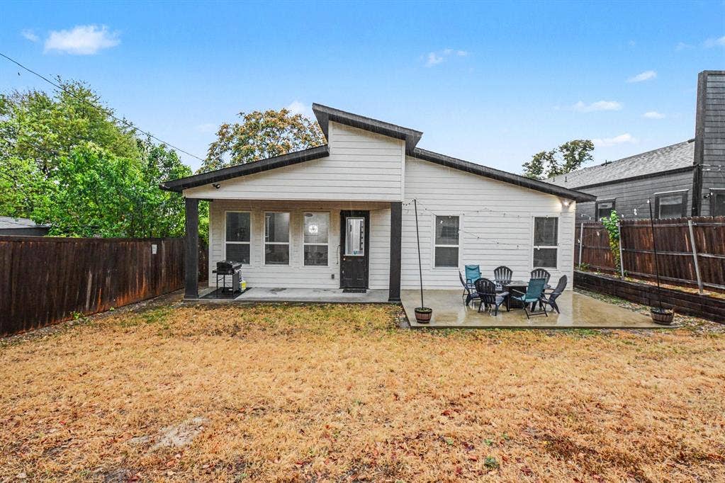 1435 Strickland Street, Dallas, TX 75216 1435 Strickland Street, Dallas, TX 75216