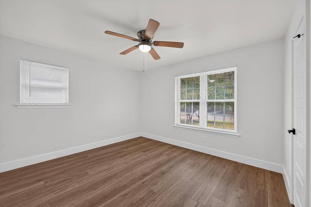 902 Ridgefield Drive, Plano, TX 75075 902 Ridgefield Drive, Plano, TX 75075